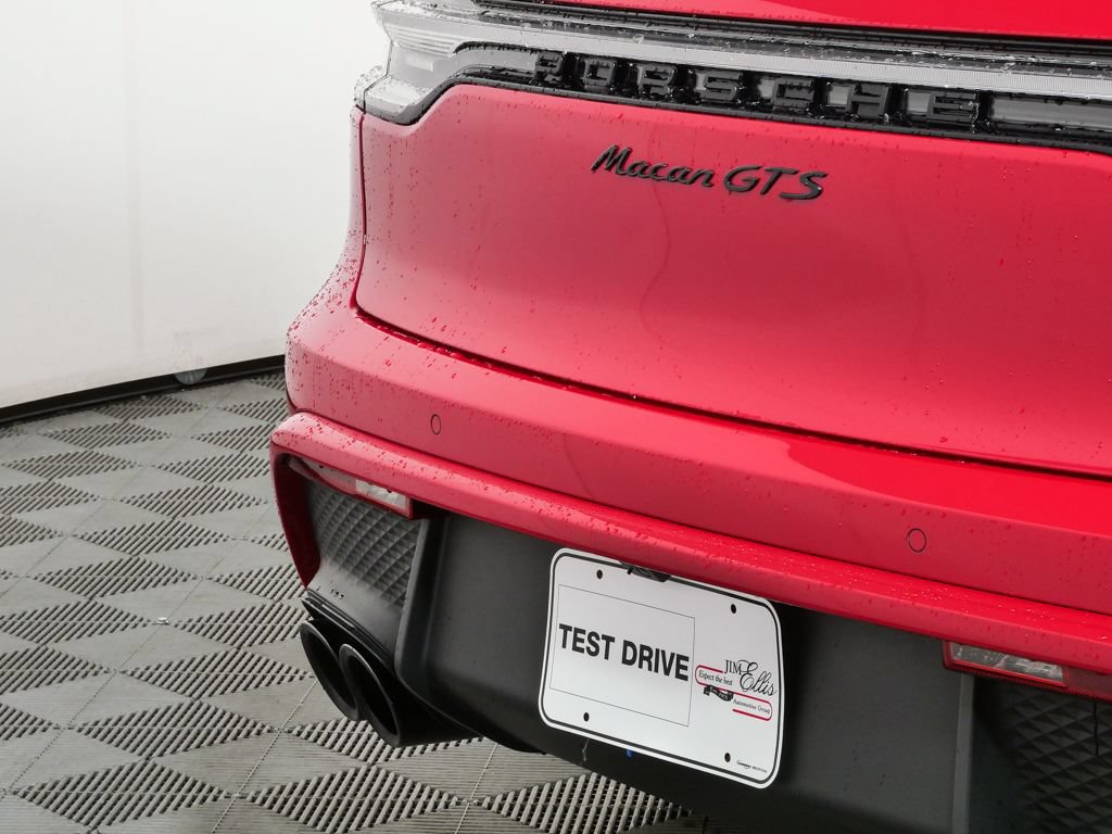 Used 2022 Porsche Macan GTS AWD/4WD image 37