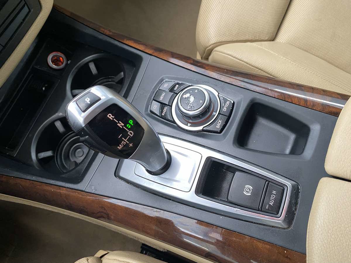 Used 2010 BMW X5 xDrive30i image 18