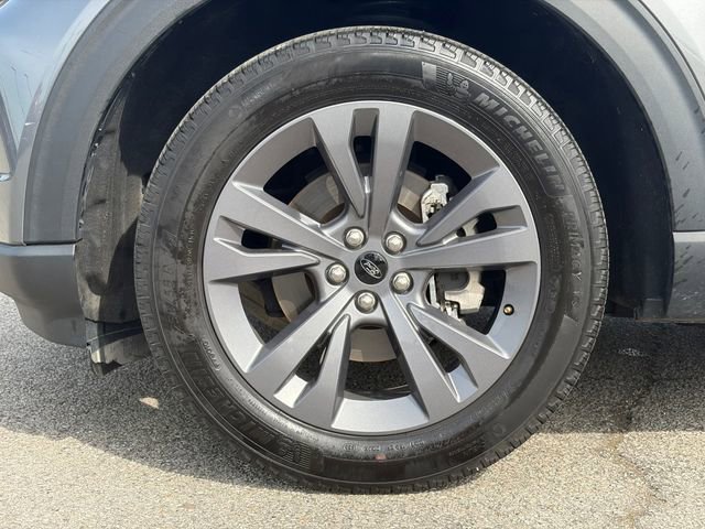 Used 2023 Ford Explorer XLT w/ Equipment Group 202A image 17