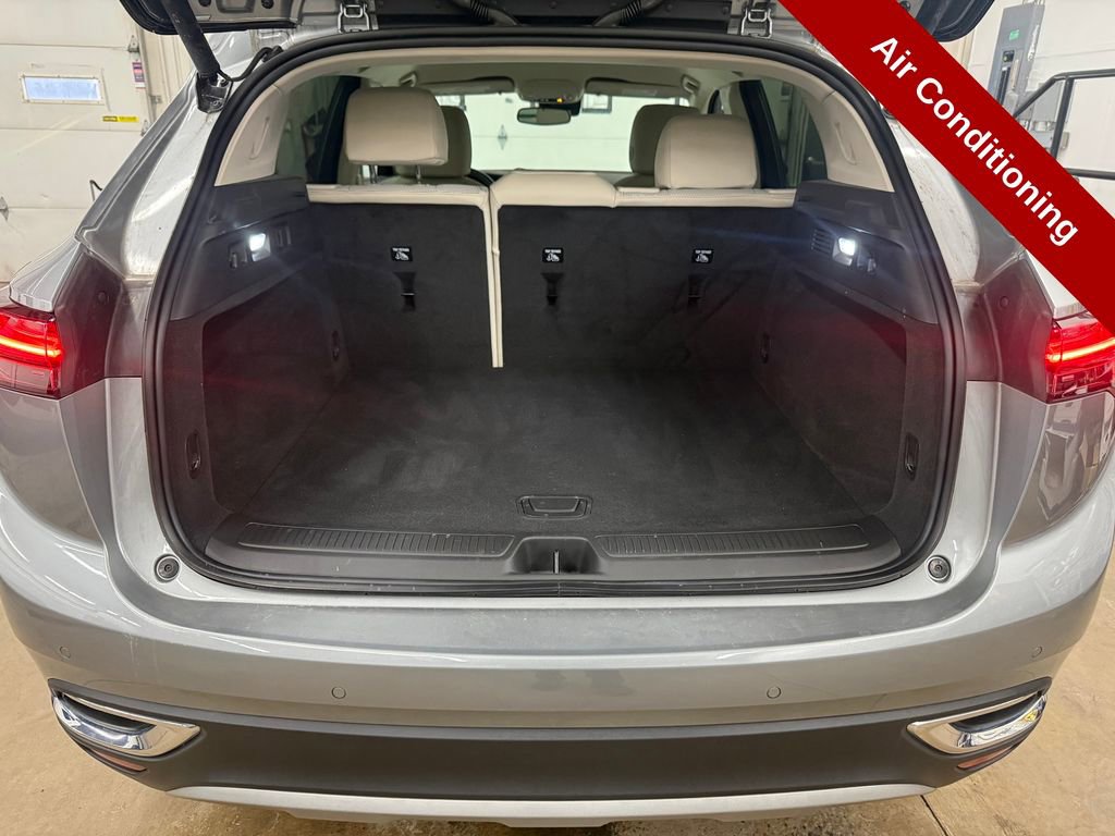 Used 2023 Buick Envision Preferred image 33