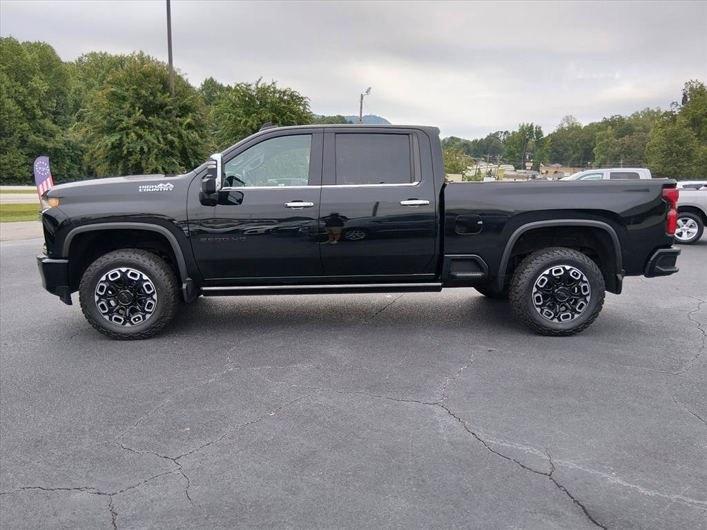 Used 2022 Chevrolet Silverado 2500 High Country w/ Safety Package II AWD/4WD image 7
