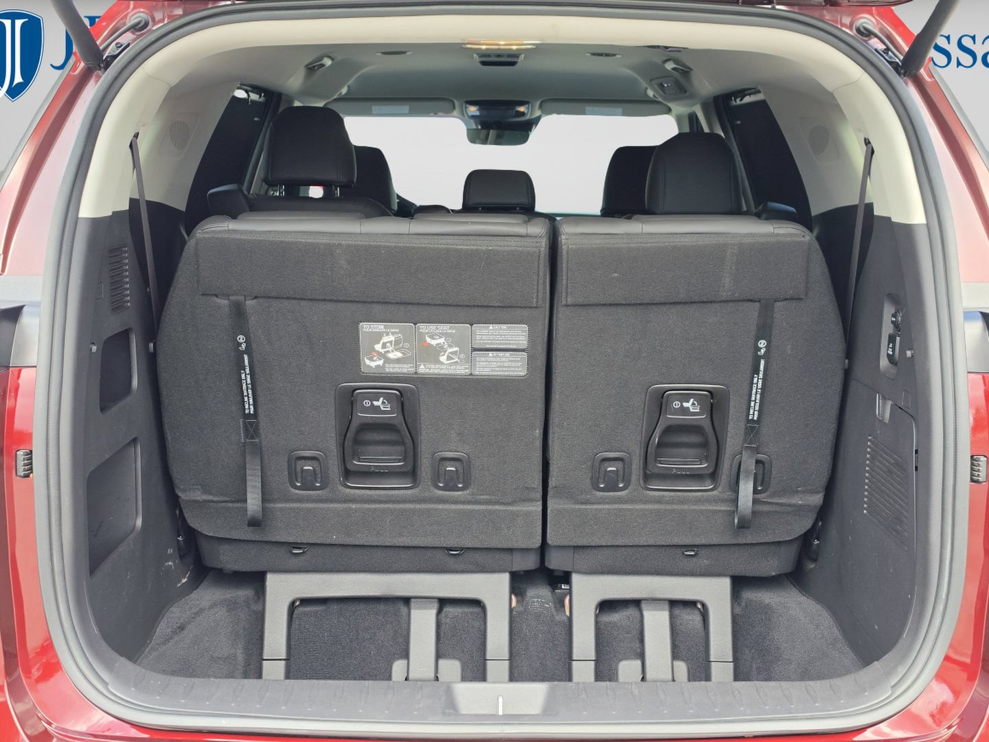 Used 2022 Kia Carnival SX FWD image 13