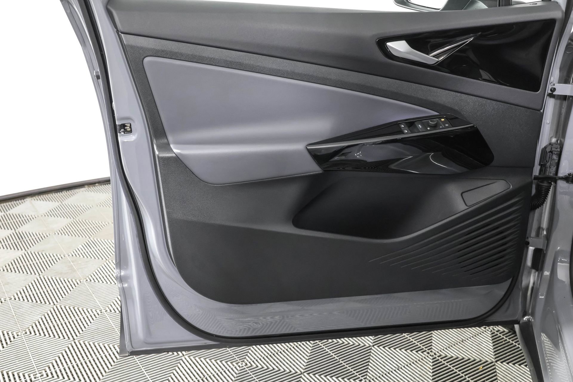 Used 2022 Volkswagen ID.4 Pro image 32