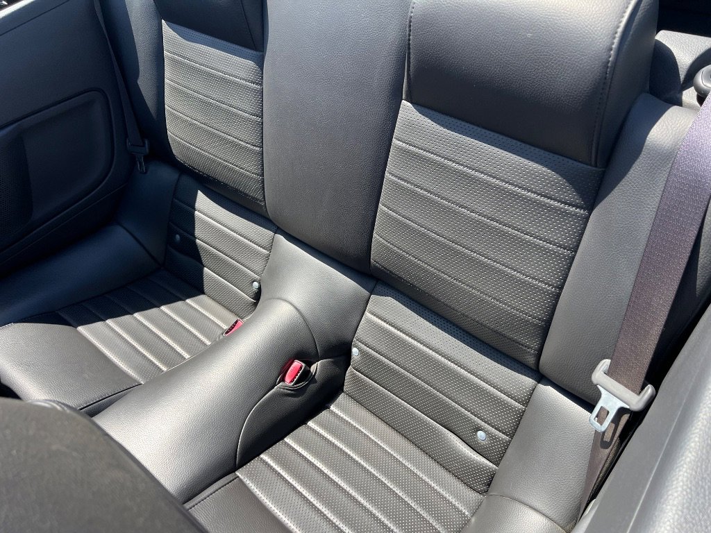 Used 2005 Ford Mustang GT image 26