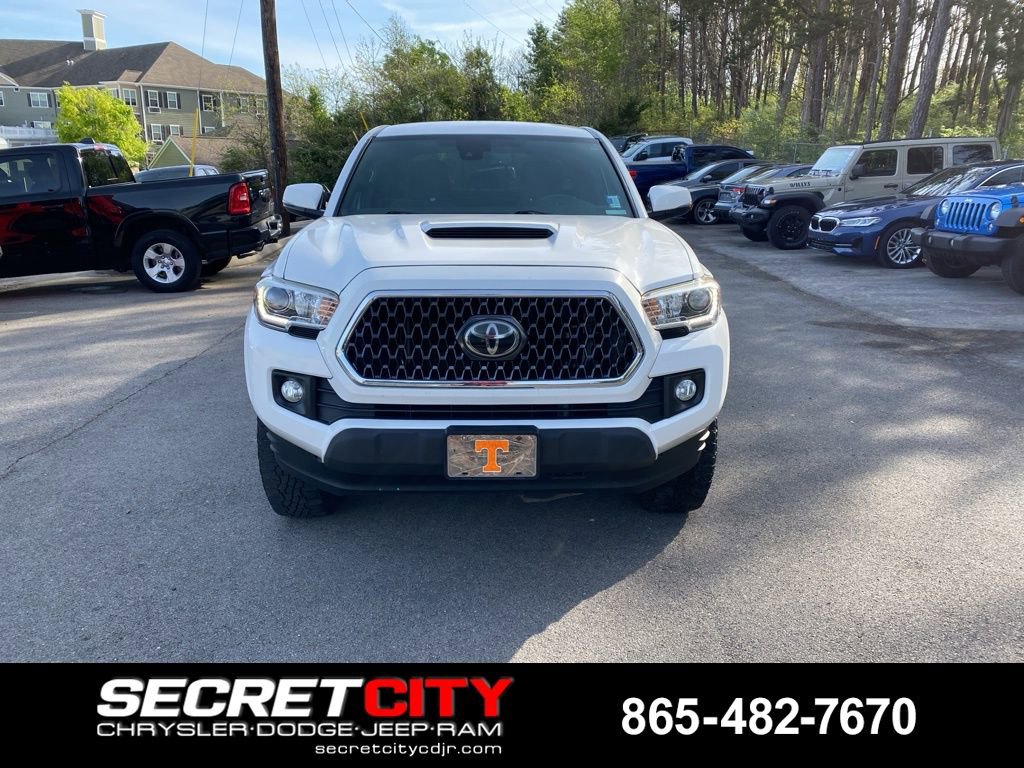 Used 2019 Toyota Tacoma TRD Sport w/ Technology Package video 2