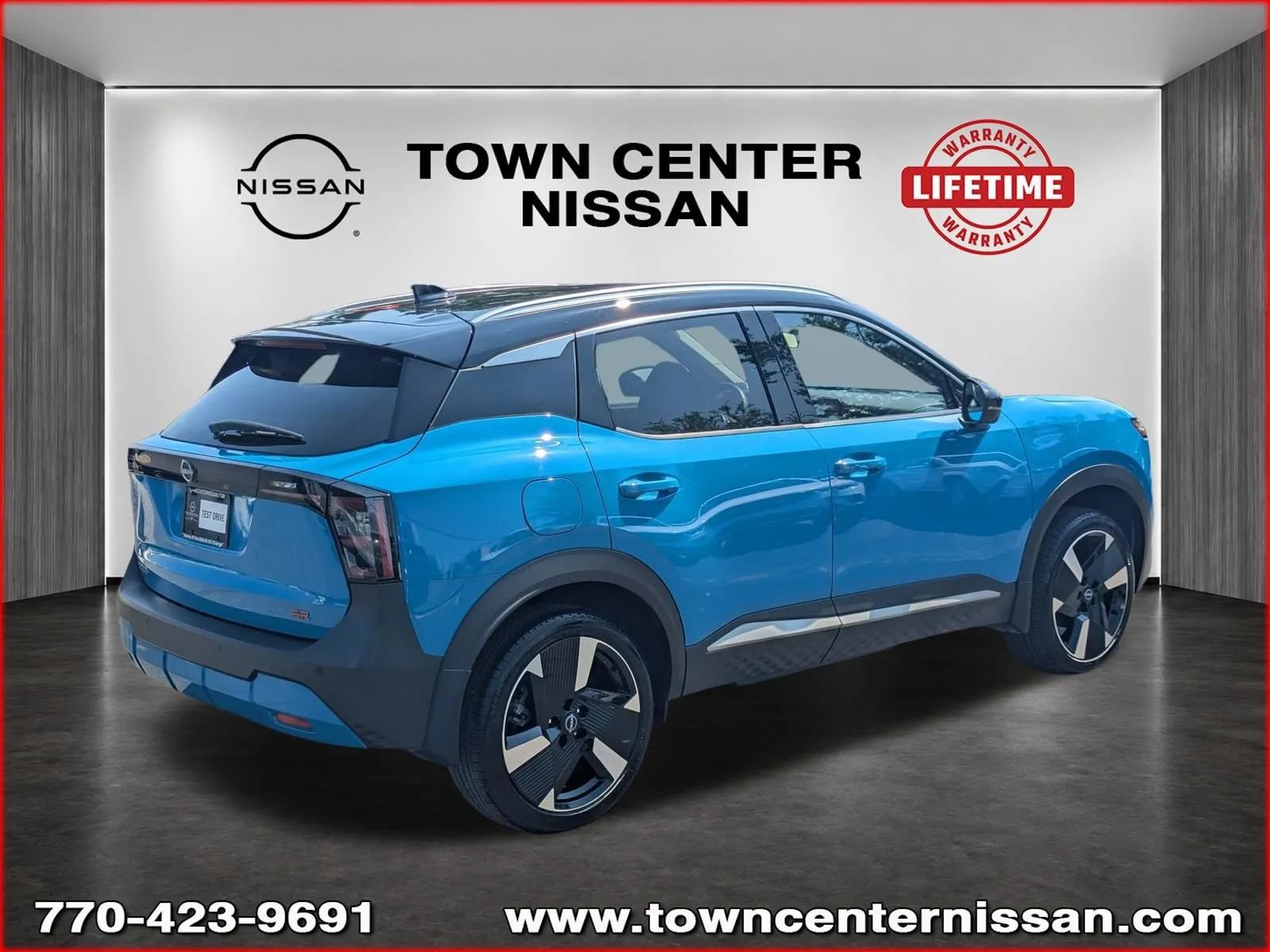 Used 2025 Nissan Kicks SR FWD image 7