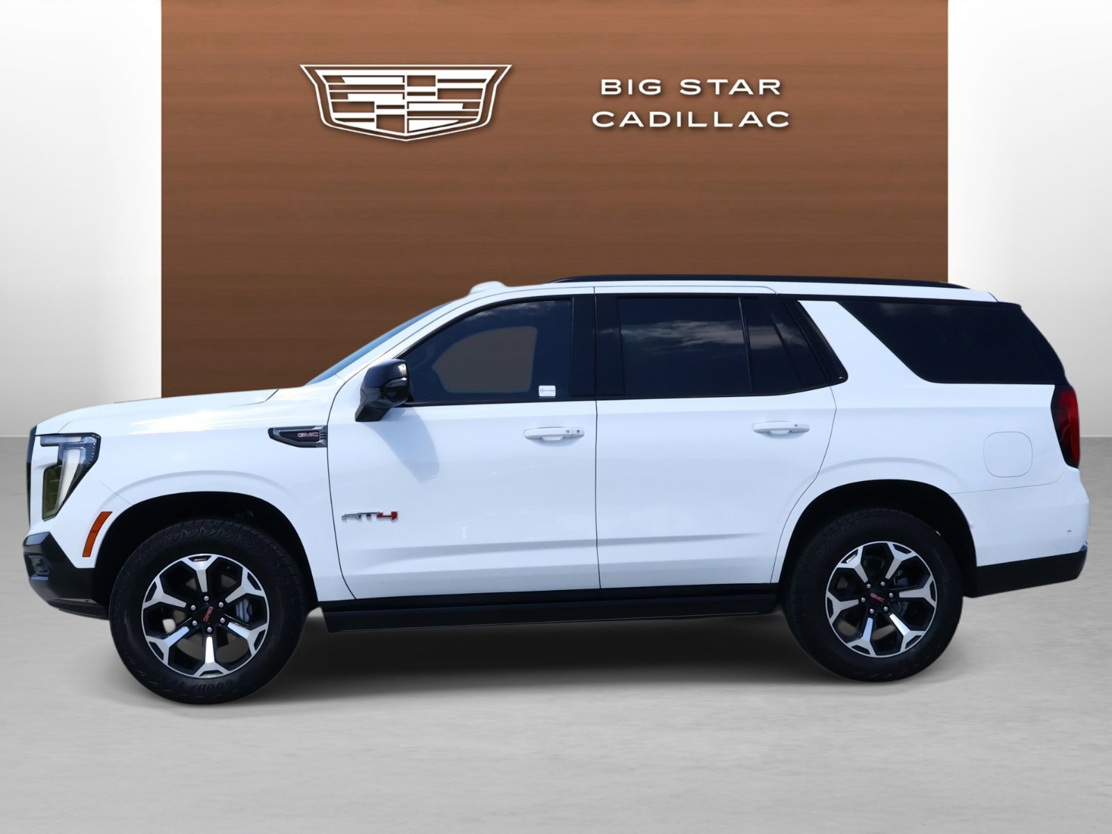 Used 2026 GMC Yukon AT4 w/ AT4 Premium Plus Package AWD/4WD image 2