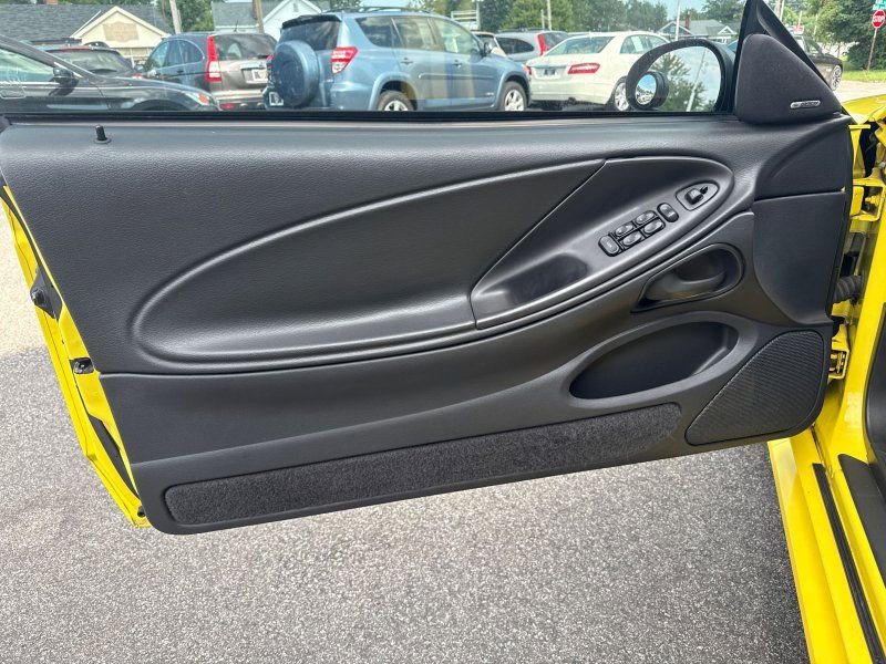 Used 2001 Ford Mustang GT image 13