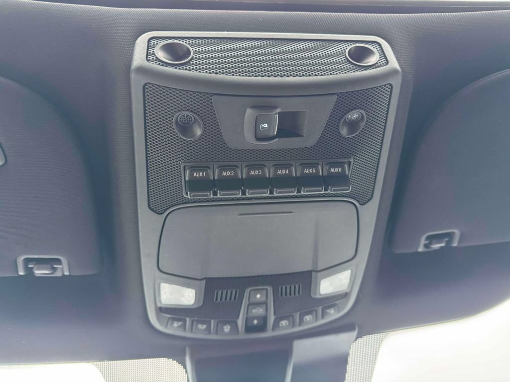 Used 2019 Ford F150 Raptor w/ Equipment Group 802A Luxury AWD/4WD image 33