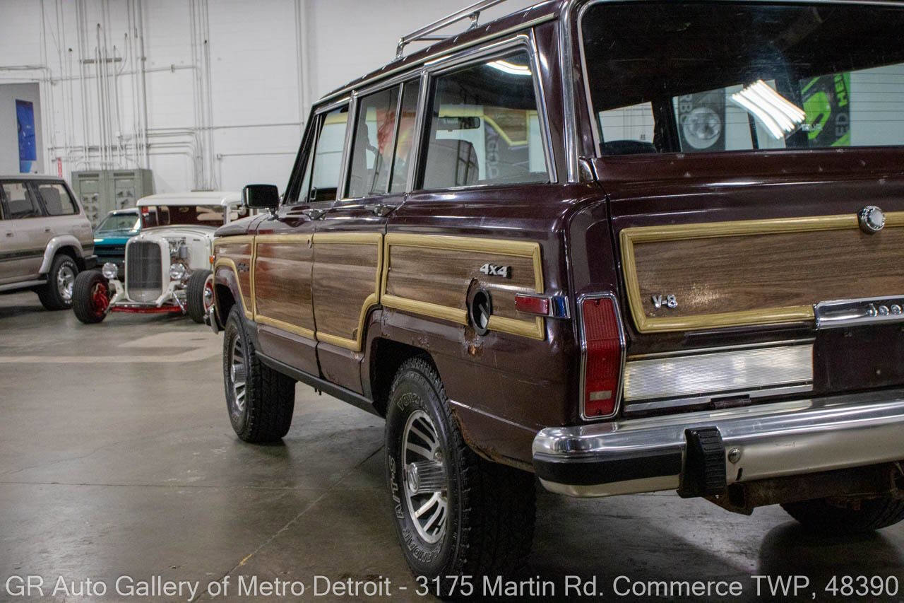 Used 1988 Jeep Grand Wagoneer image 22