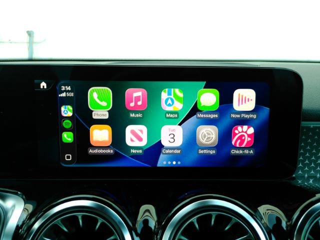 Used 2024 Mercedes-Benz GLB 250 image 12