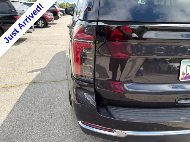 Used 2025 Chevrolet Tahoe LT RWD image 16