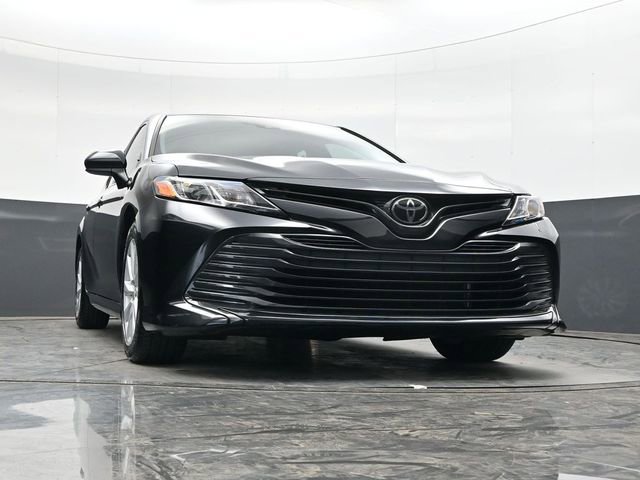 Used 2020 Toyota Camry LE image 26