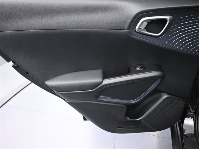 Used 2025 Kia Soul EX image 15