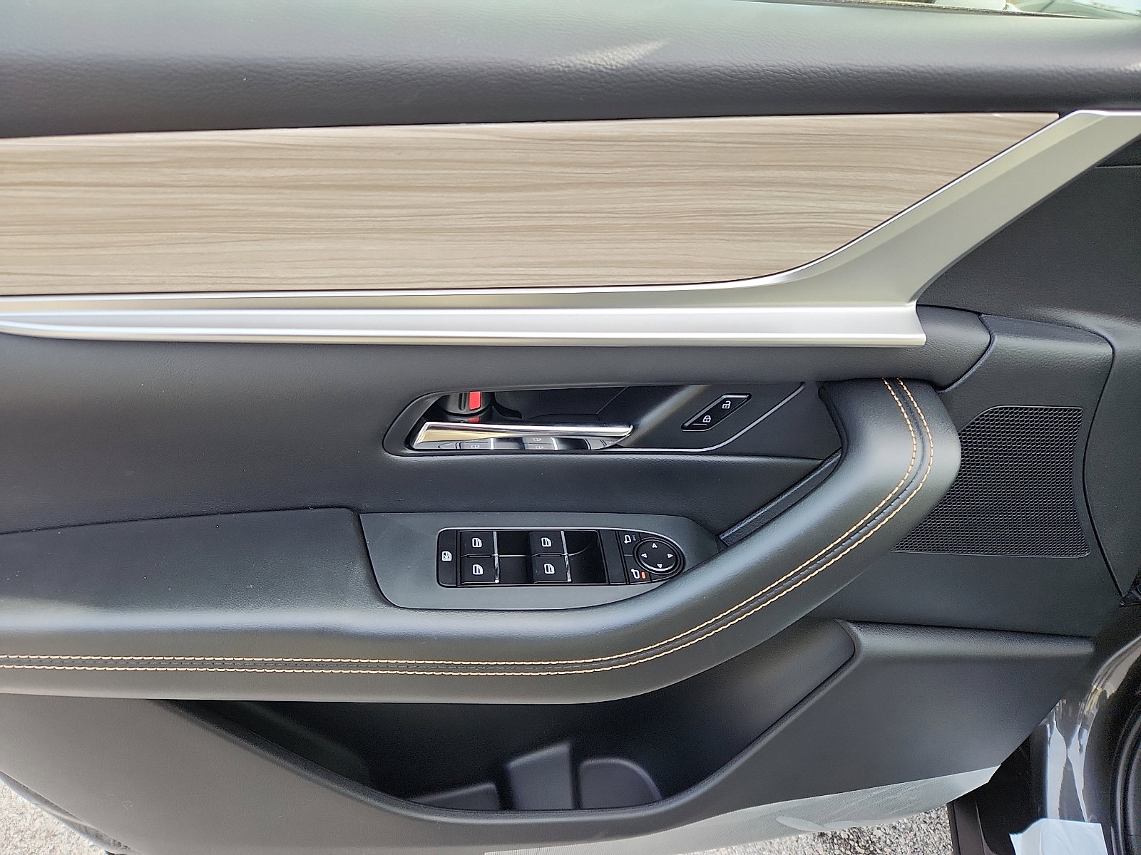 New 2026 MAZDA CX-90 3.3 Turbo w/ Preferred Package image 10