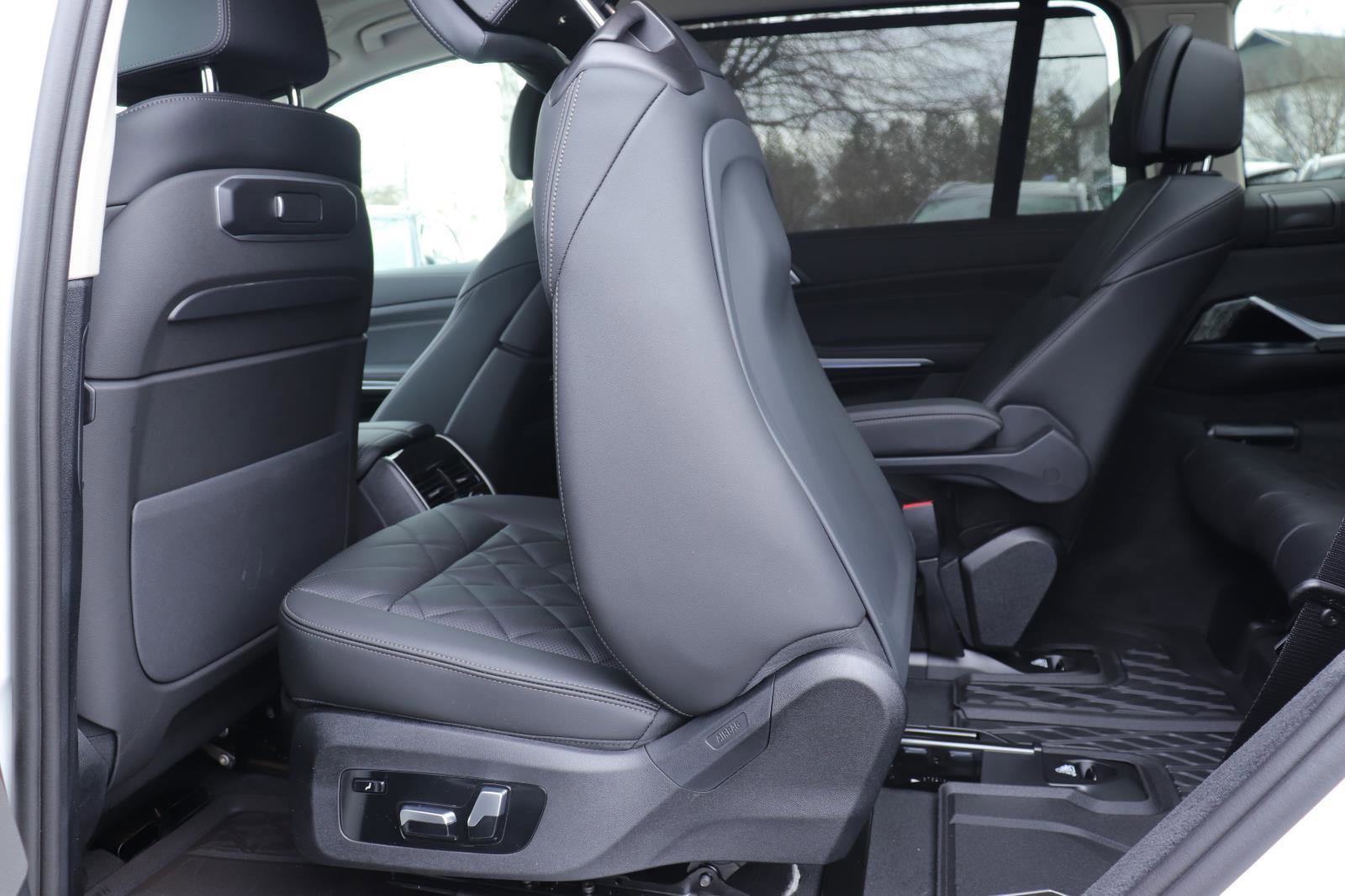 New 2026 BMW X7 xDrive40i image 14