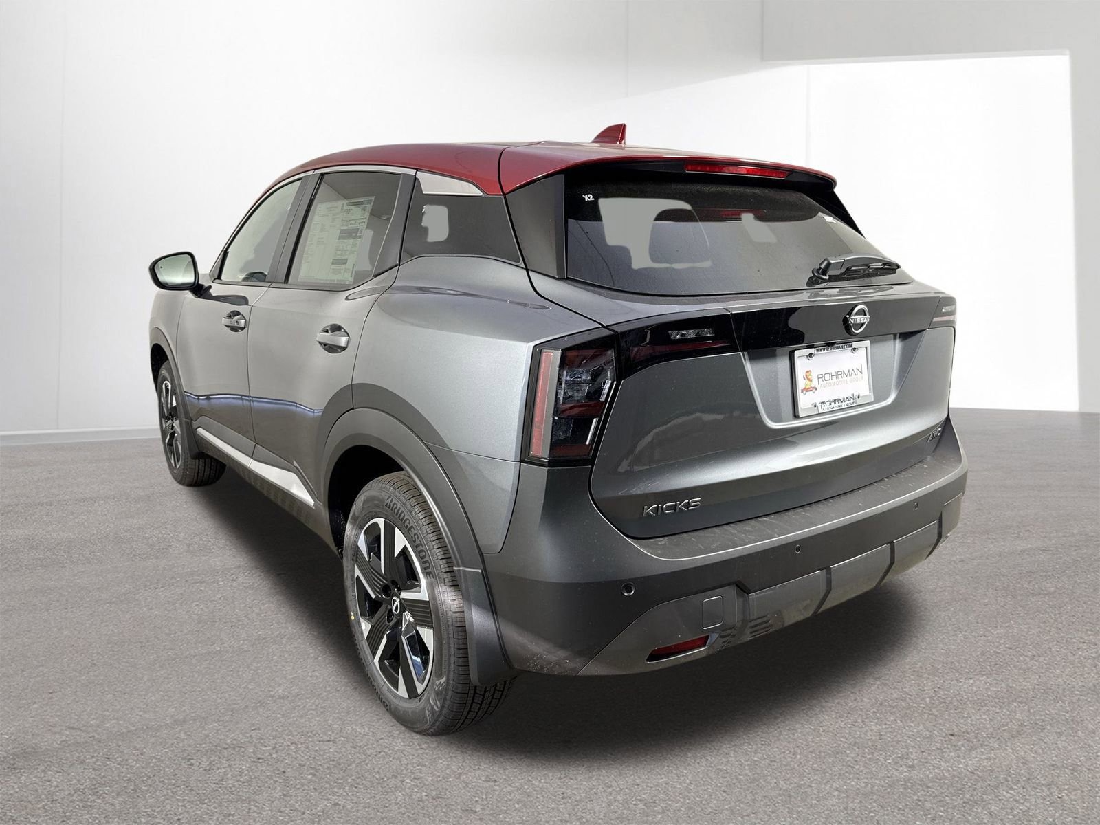 New 2025 Nissan Kicks SV image 30