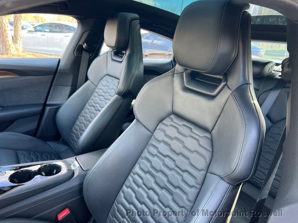 Used 2022 Audi e-tron GT Prestige w/ Prestige Package AWD/4WD image 8
