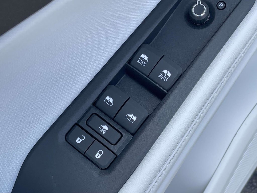 New 2026 Jeep Cherokee Laredo AWD/4WD image 25