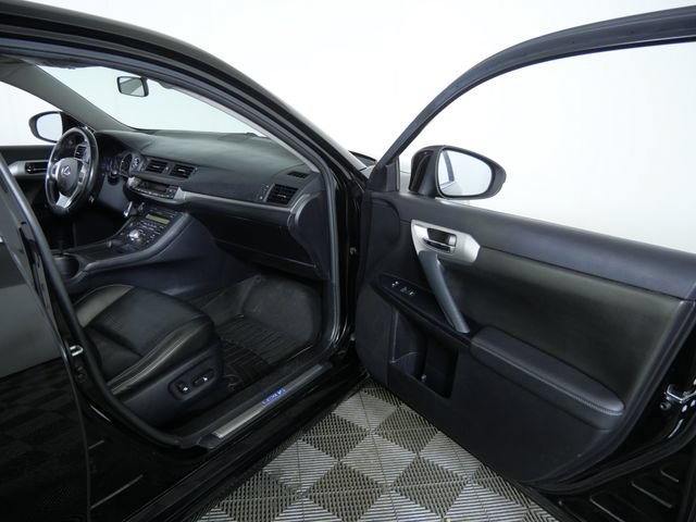 Used 2013 Lexus CT 200h w/ Seat Comfort Pkg FWD image 11