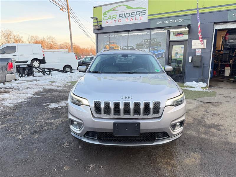 Used 2019 Jeep Cherokee Limited AWD/4WD image 2