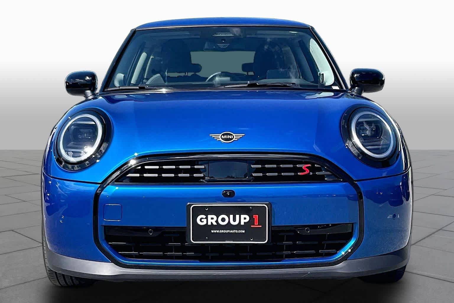 Used 2025 MINI Cooper S FWD image 3