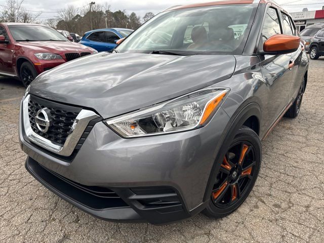 Used 2019 Nissan Kicks SV FWD image 1