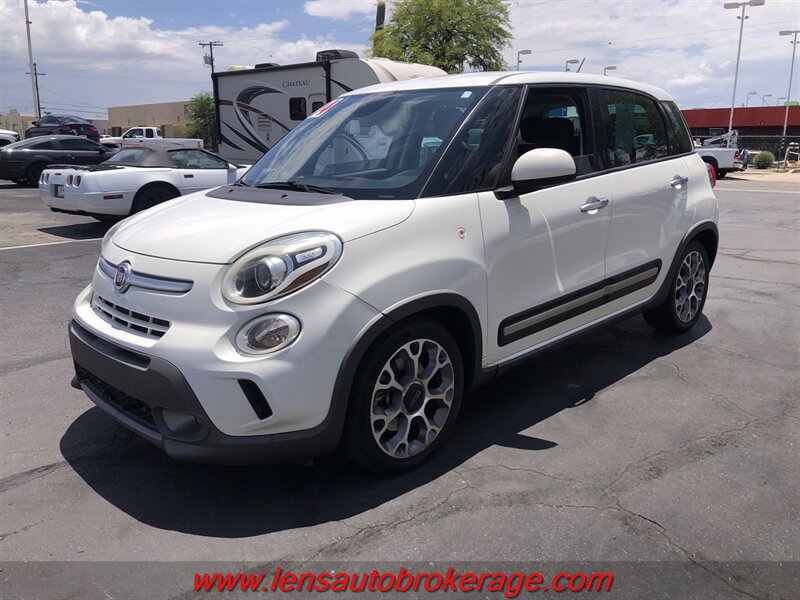 Used 2014 FIAT 500L Trekking w/ Popular Equipment Group FWD image 8