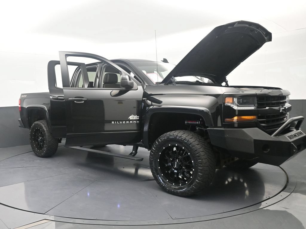 Used 2018 Chevrolet Silverado 1500 LT w/ All Star Edition AWD/4WD image 73