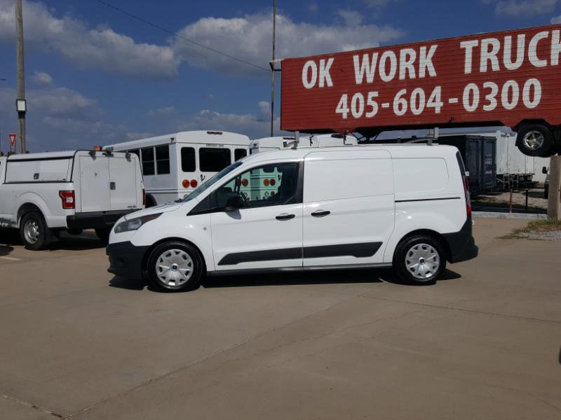 Used 2017 Ford Transit Connect XL image 2
