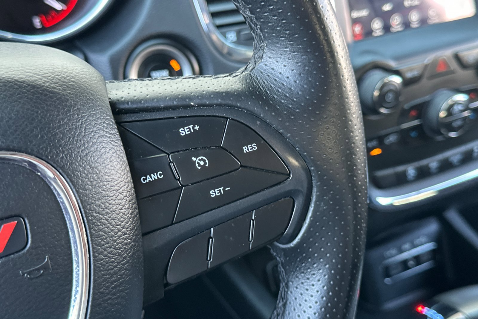 Used 2018 Dodge Durango SXT w/ Trailer Tow Group IV image 39