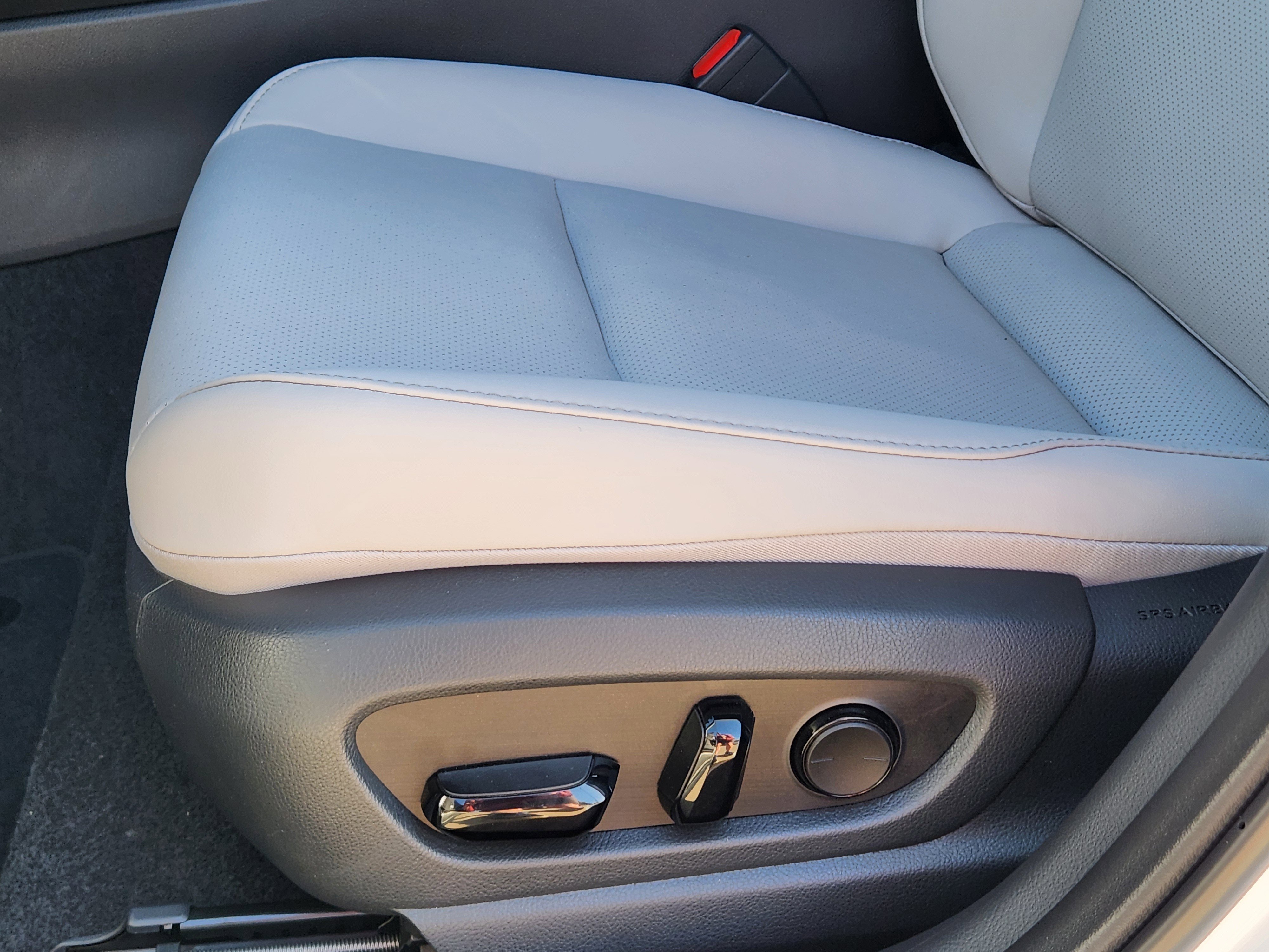 New 2026 Lexus UX 300h 300h F SPORT Design image 17