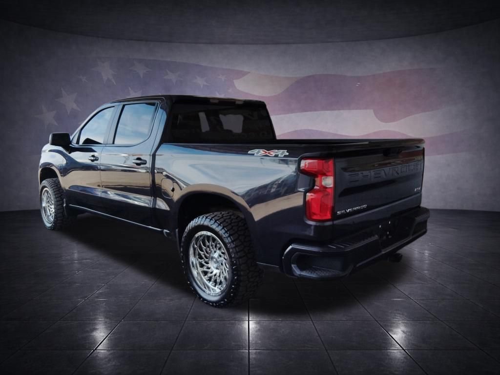 Used 2022 Chevrolet Silverado 1500 RST AWD/4WD image 3
