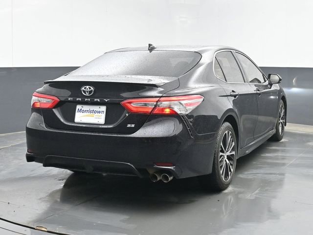Used 2019 Toyota Camry SE FWD image 14
