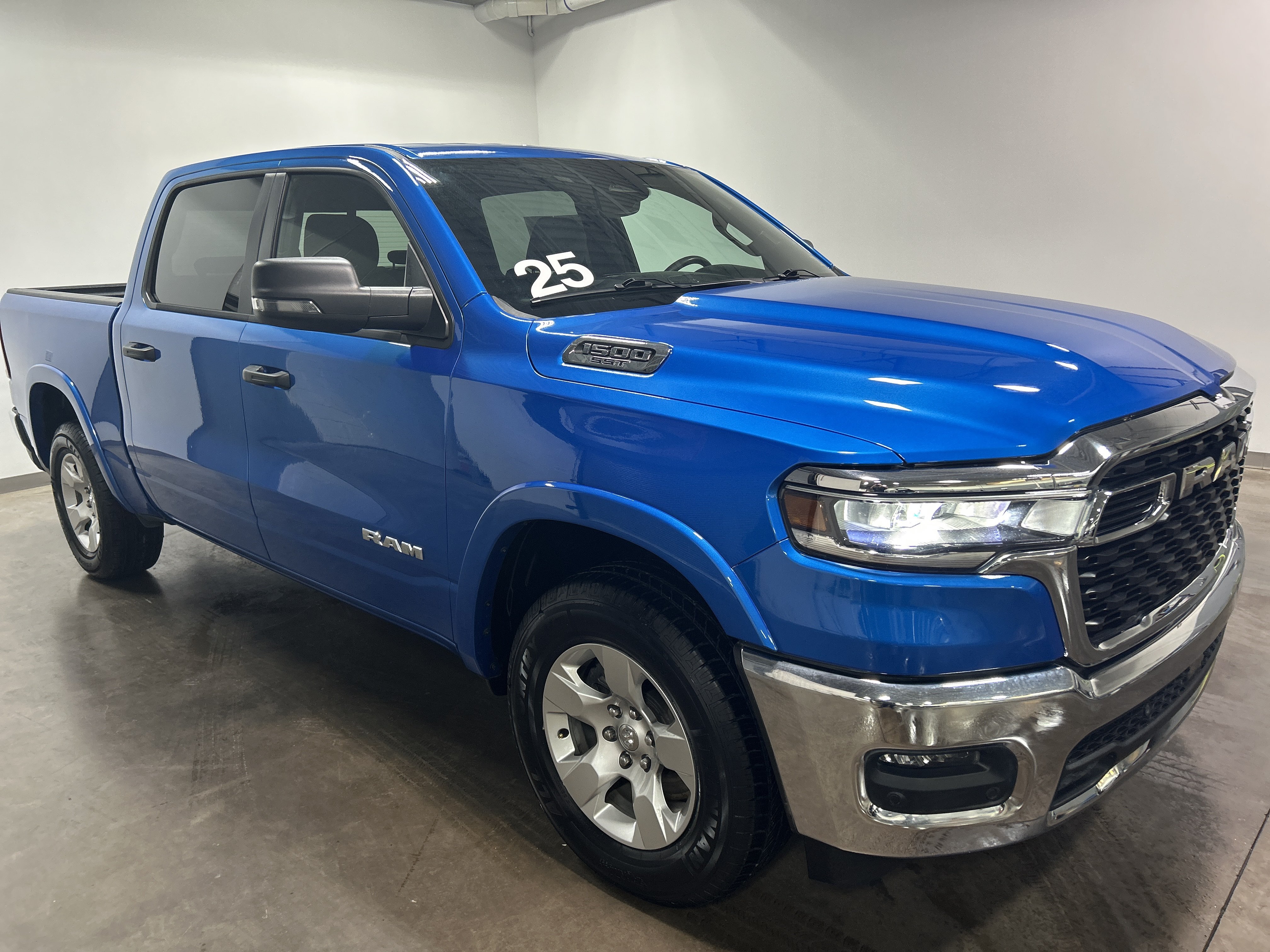 Used 2025 RAM 1500 Big Horn AWD/4WD video 2