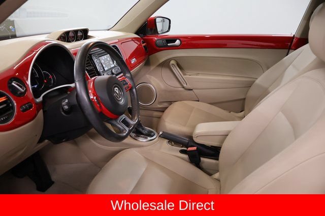 Used 2014 Volkswagen Beetle TDI FWD image 11