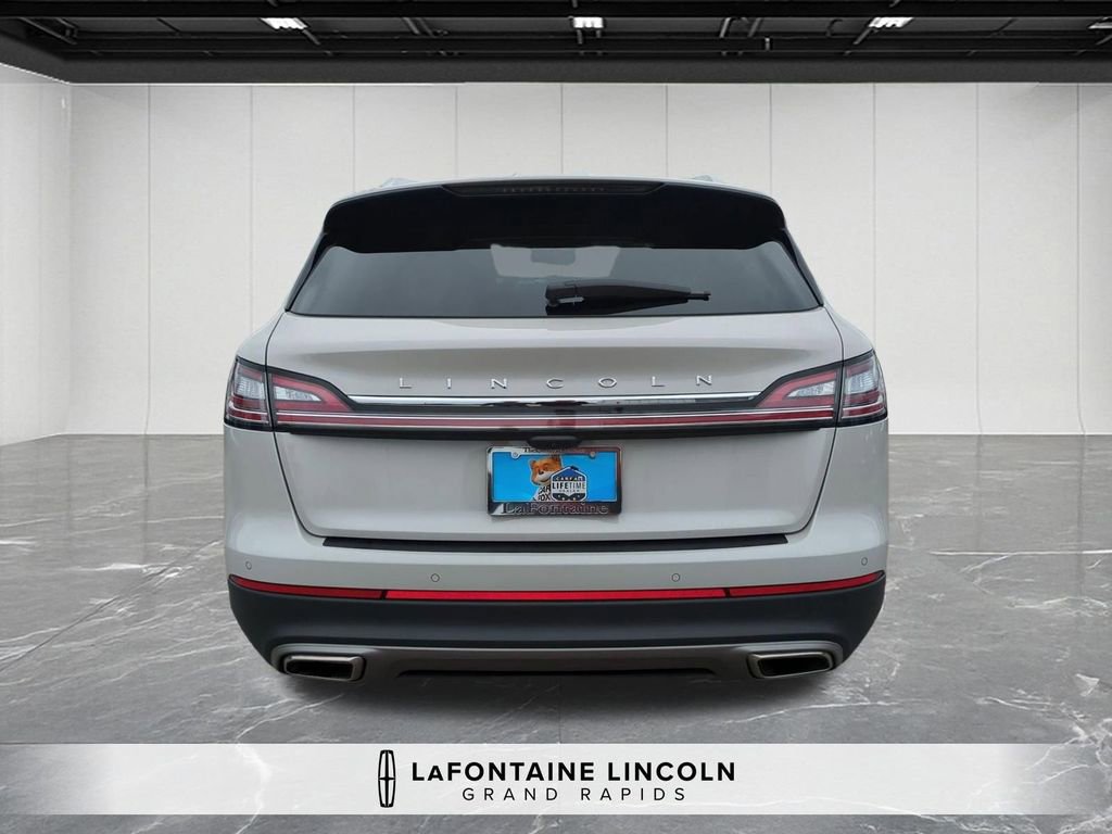 Certified 2023 Lincoln Nautilus Reserve image 4