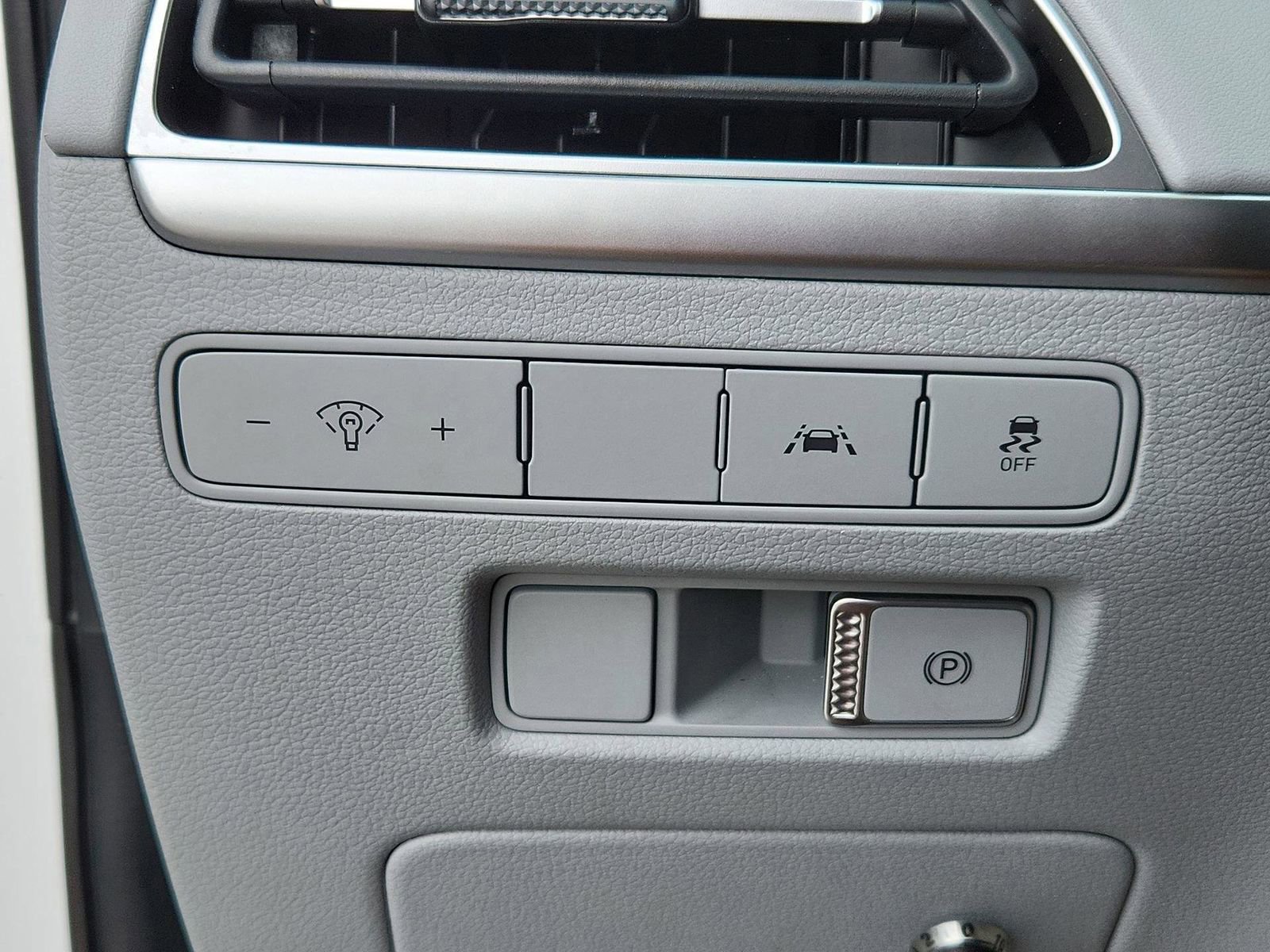 Used 2021 Hyundai Palisade SE image 25