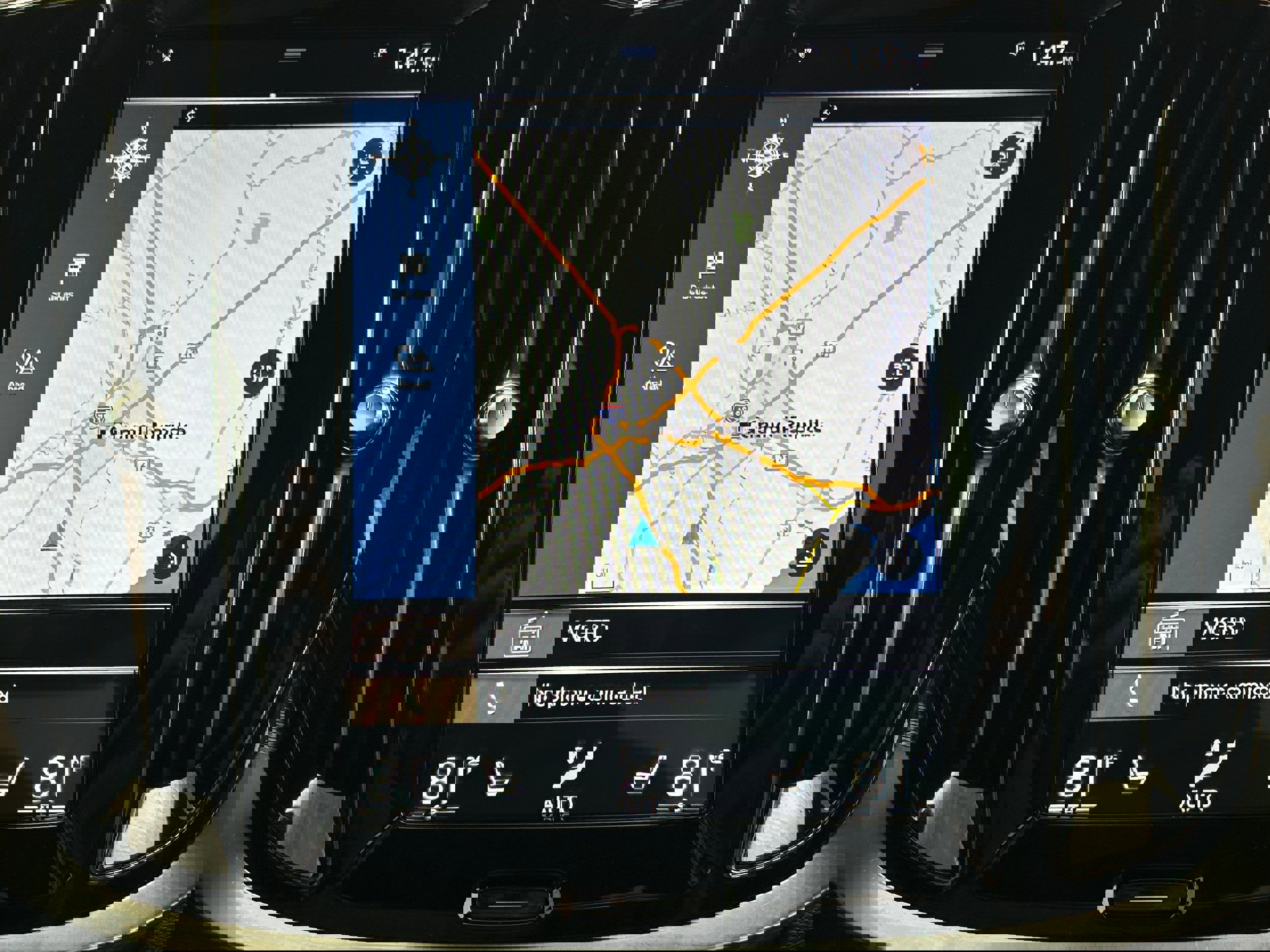 Used 2019 Volvo S60 T6 R-Design image 5