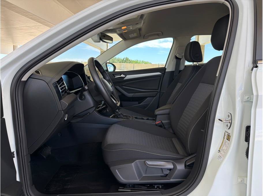 Used 2025 Volkswagen Jetta S FWD image 10
