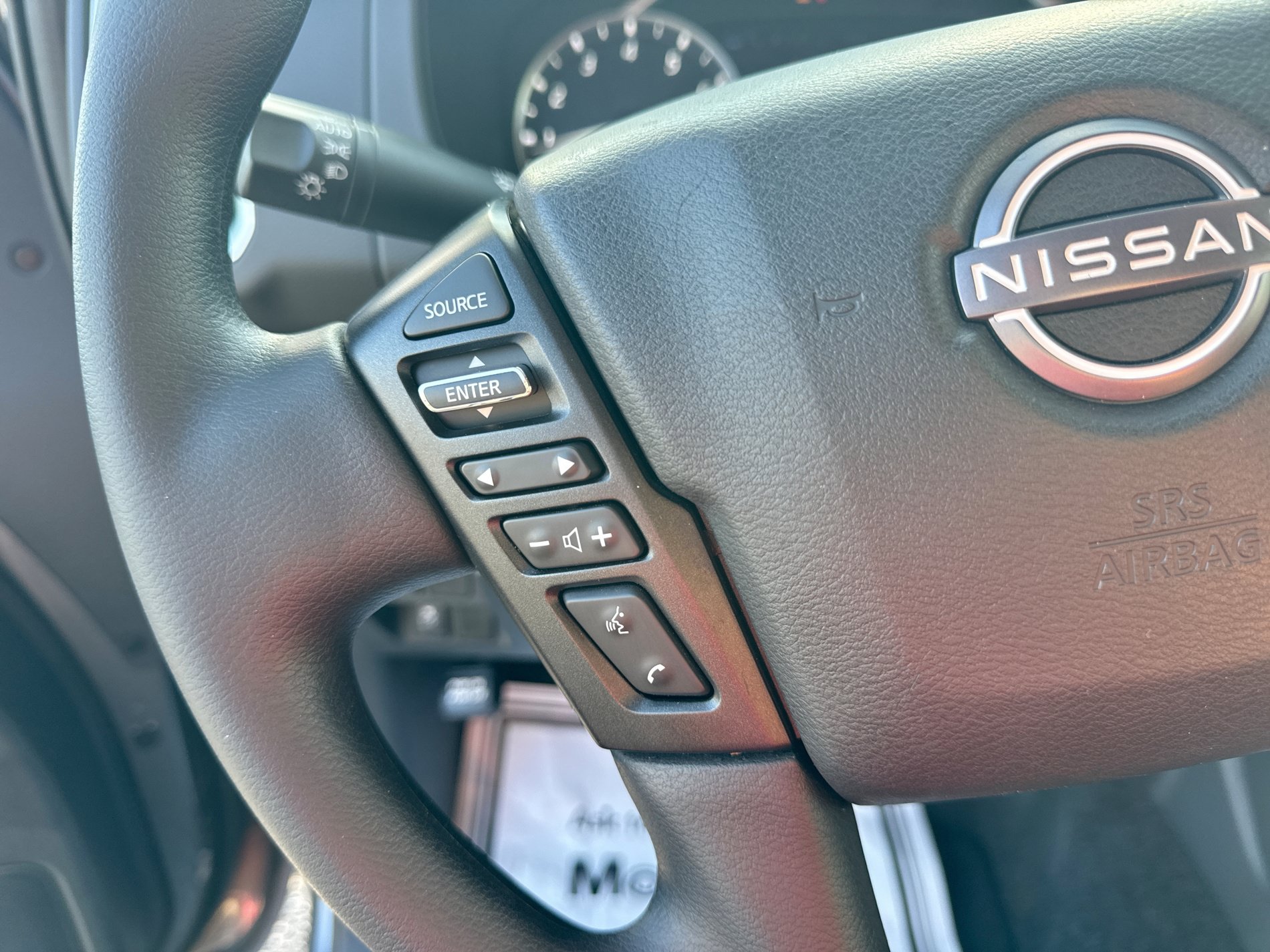 Certified 2025 Nissan Frontier SV RWD image 23