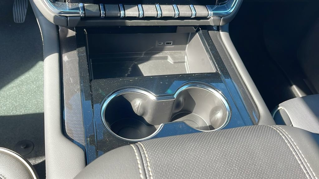 New 2026 GMC Yukon Elevation image 19