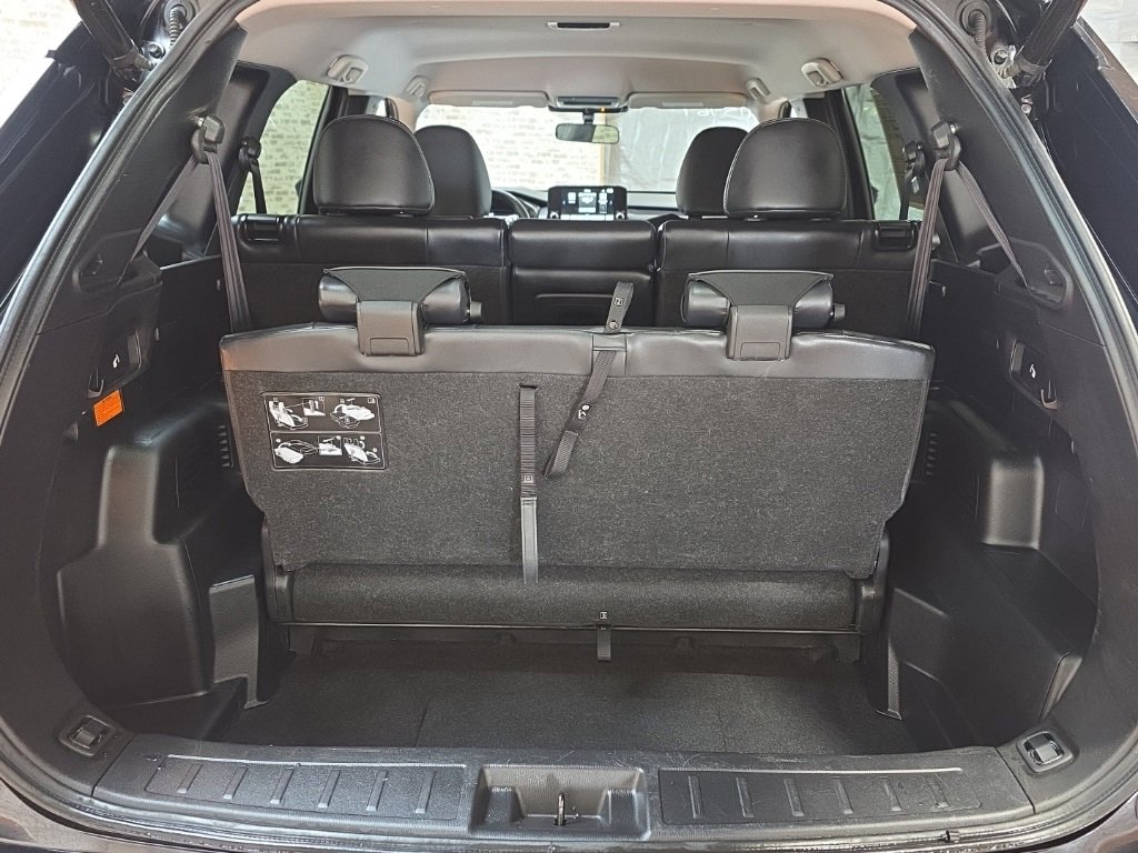 Used 2024 Mitsubishi Outlander SEL image 16