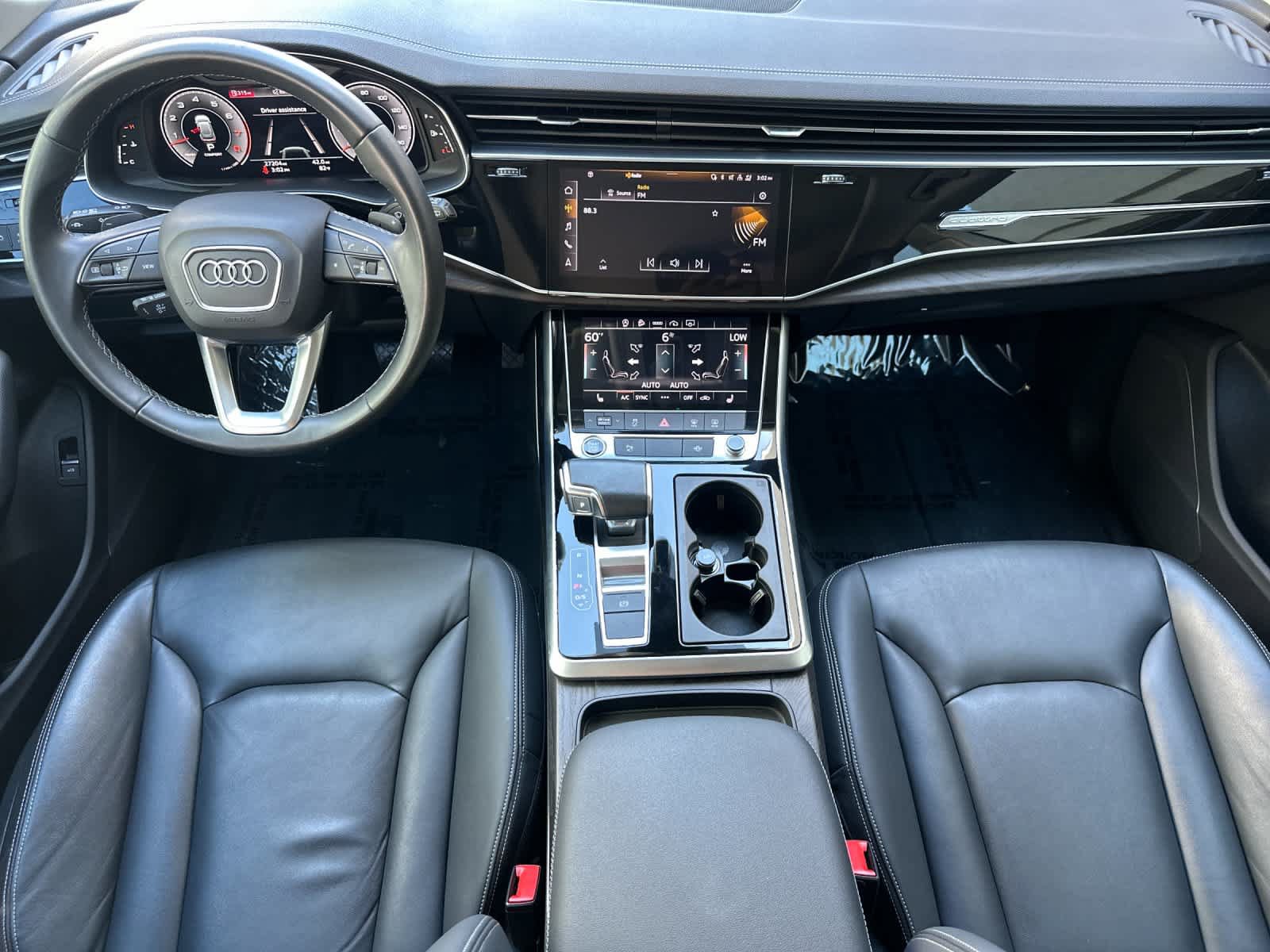 Used 2023 Audi Q8 Premium w/ Convenience Package AWD/4WD image 3