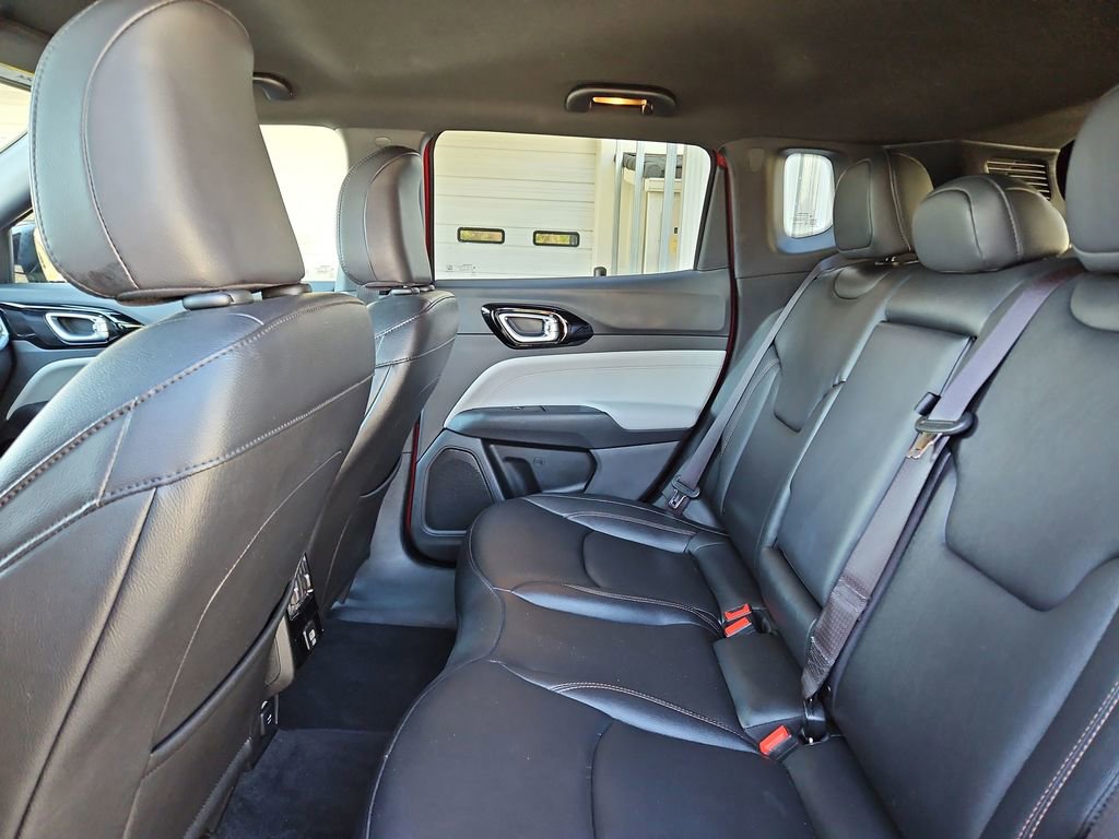 Used 2024 Jeep Compass Limited image 26