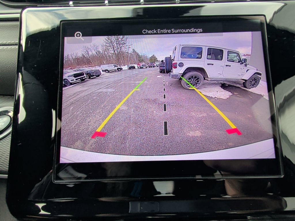 Used 2024 Jeep Grand Cherokee Altitude image 22