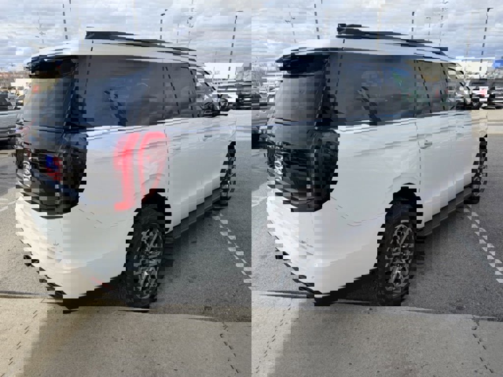 New 2026 Ford Expedition Max Active image 5