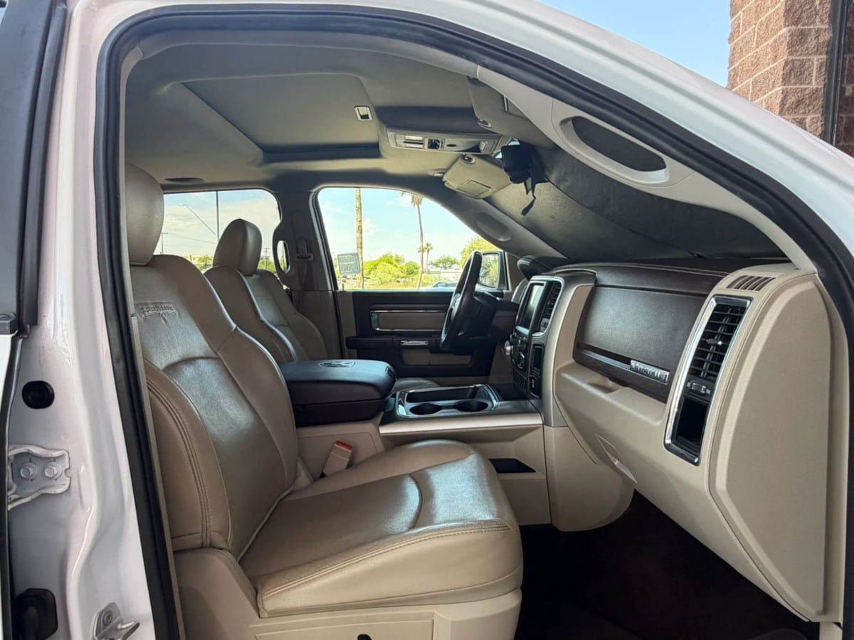 Used 2016 RAM 1500 Laramie w/ Convenience Group AWD/4WD image 52