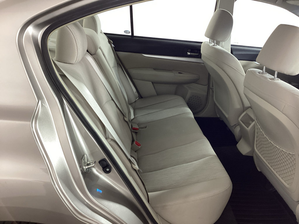 Used 2014 Subaru Legacy 2.5i Premium w/ Moonroof Package AWD/4WD image 10