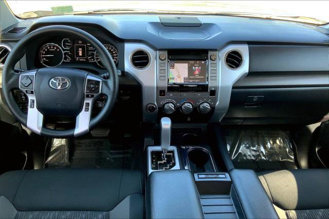 Certified 2018 Toyota Tundra SR5 w/ TRD Off Road Package AWD/4WD image 15